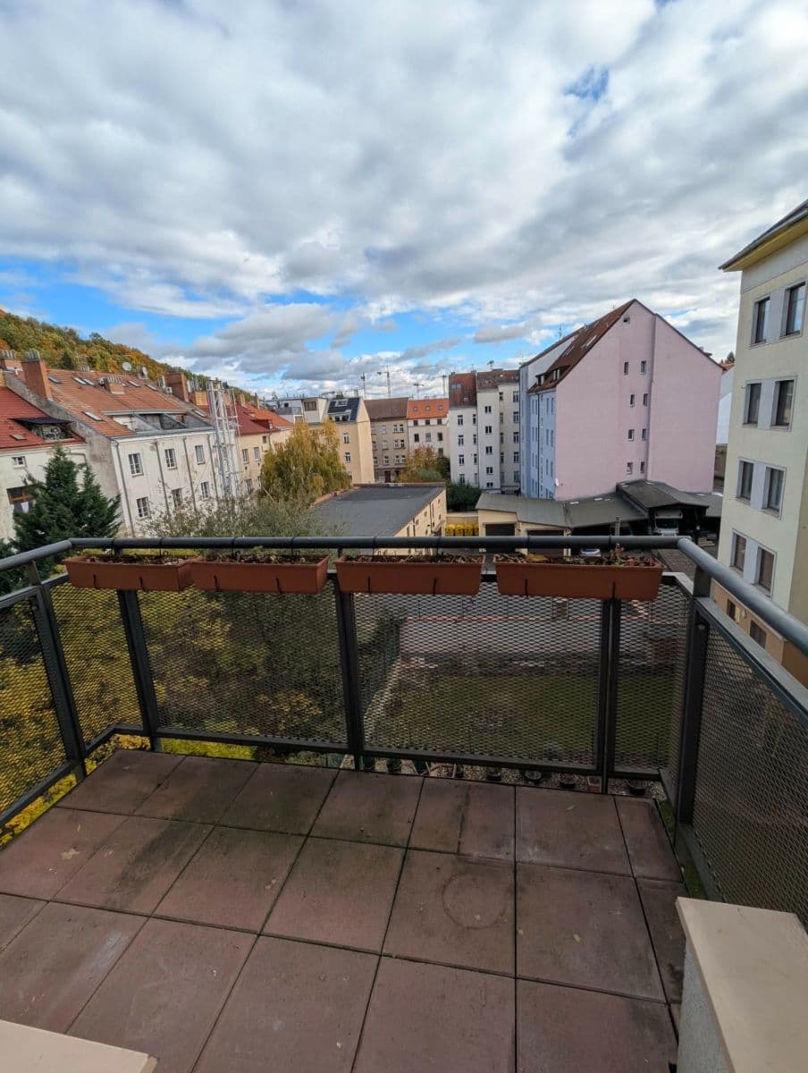 1 bedroom with open-plan kitchen flat to rent, 53 m², Na Neklance, Prague, Prague 1 bedroom with open-plan kitchen flat to rent, 53 m², Na Neklance, Prague, Prague