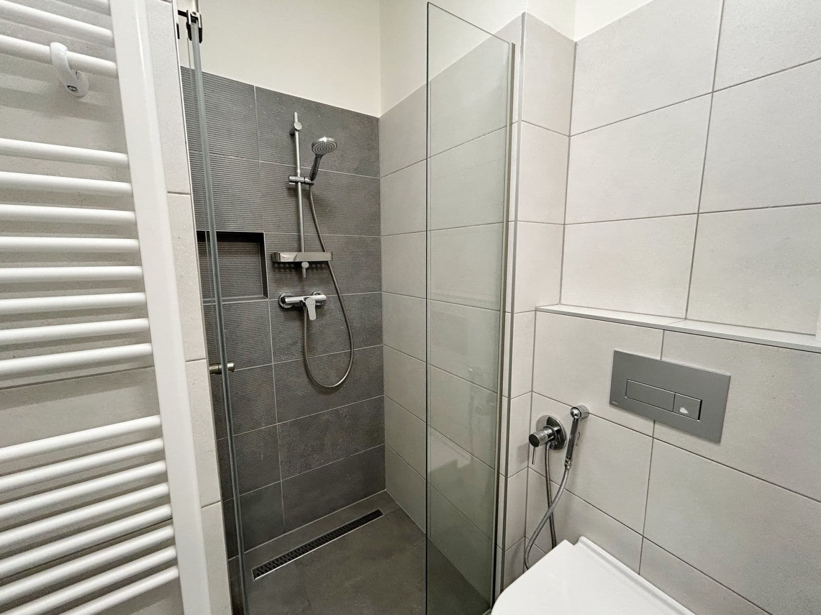 1 bedroom with open-plan kitchen flat to rent, 44 m², Zengrova, Kolín, Středočeský Region 1 bedroom with open-plan kitchen flat to rent, 44 m², Zengrova, Kolín, Středočeský Region