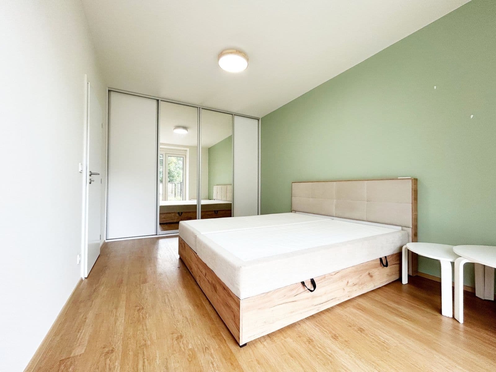 1 bedroom with open-plan kitchen flat to rent, 44 m², Zengrova, Kolín, Středočeský Region 1 bedroom with open-plan kitchen flat to rent, 44 m², Zengrova, Kolín, Středočeský Region