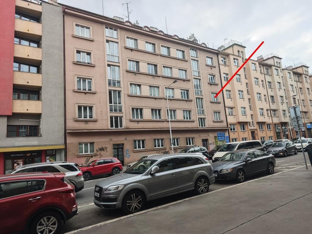 Studio flat to rent, 27 m², Vrchlického, Prague, Prague Studio flat to rent, 27 m², Vrchlického, Prague, Prague