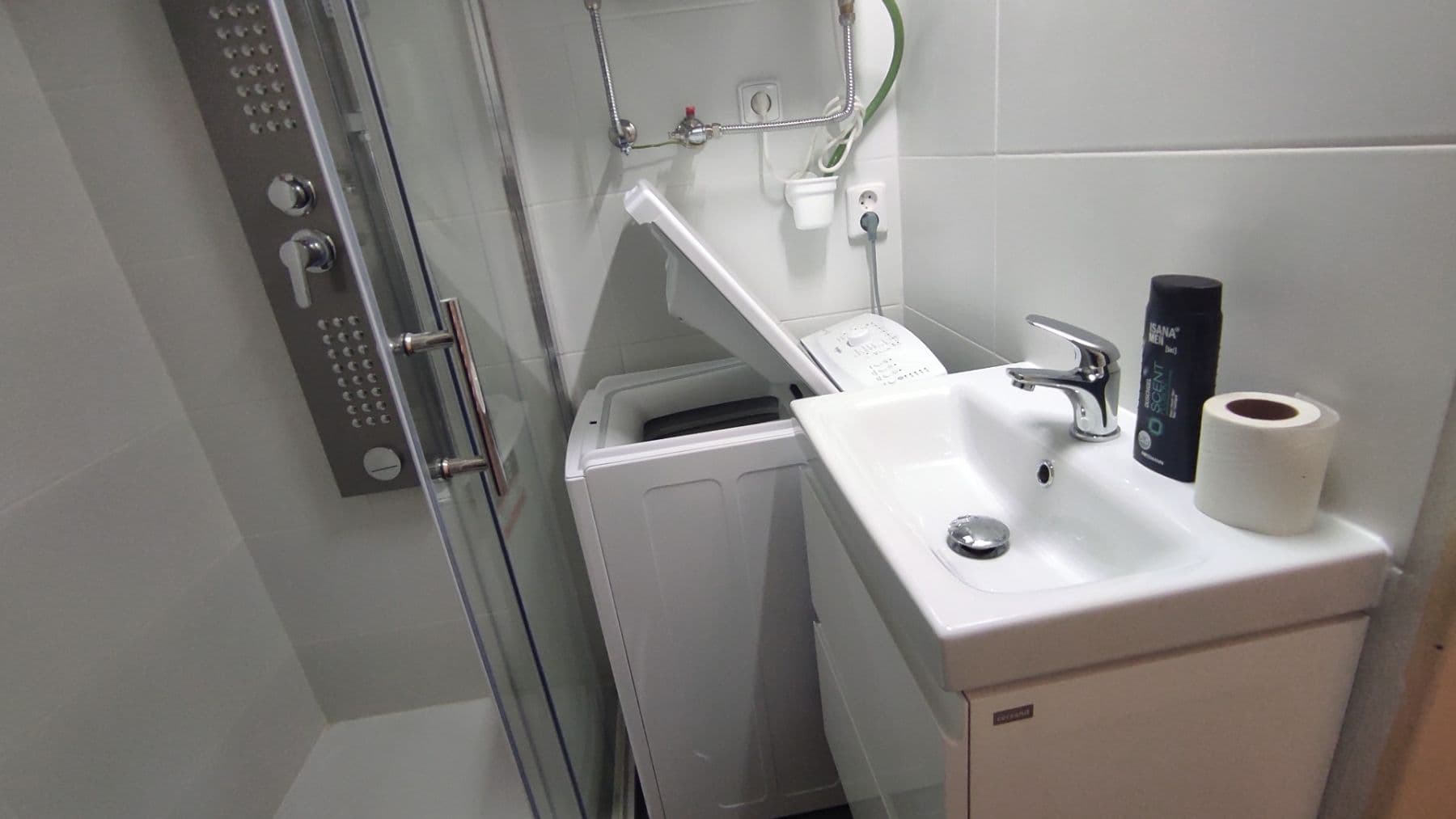 Studio flat to rent, 27 m², Vrchlického, Prague, Prague Studio flat to rent, 27 m², Vrchlického, Prague, Prague