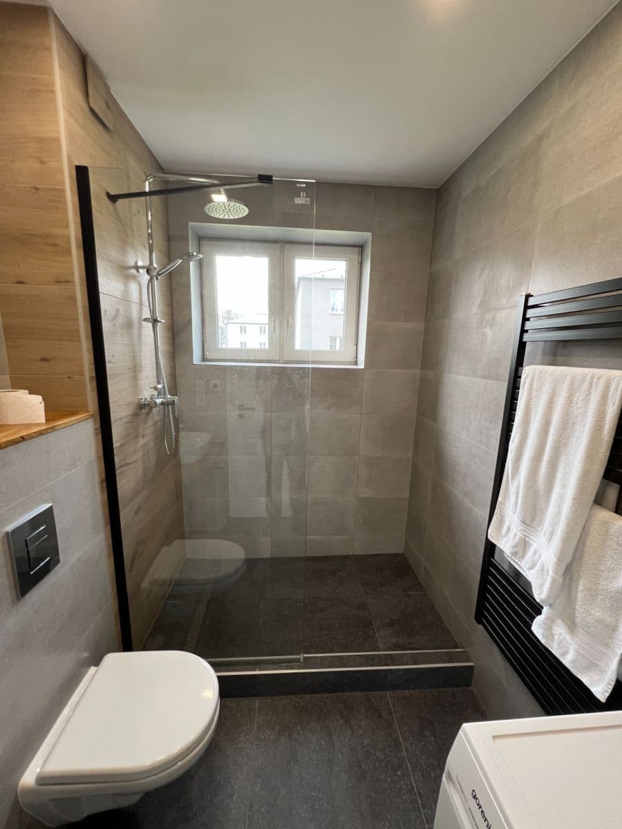 1 bedroom with open-plan kitchen flat to rent, 38 m², Hany Kvapilové, Ostrava, Moravskoslezský Region 1 bedroom with open-plan kitchen flat to rent, 38 m², Hany Kvapilové, Ostrava, Moravskoslezský Region