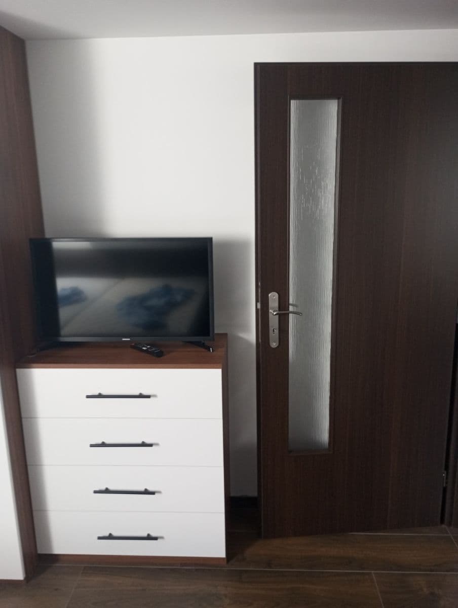 3 bedroom flat to rent, 135 m², Žimutice, Jihočeský Region 3 bedroom flat to rent, 135 m², Žimutice, Jihočeský Region