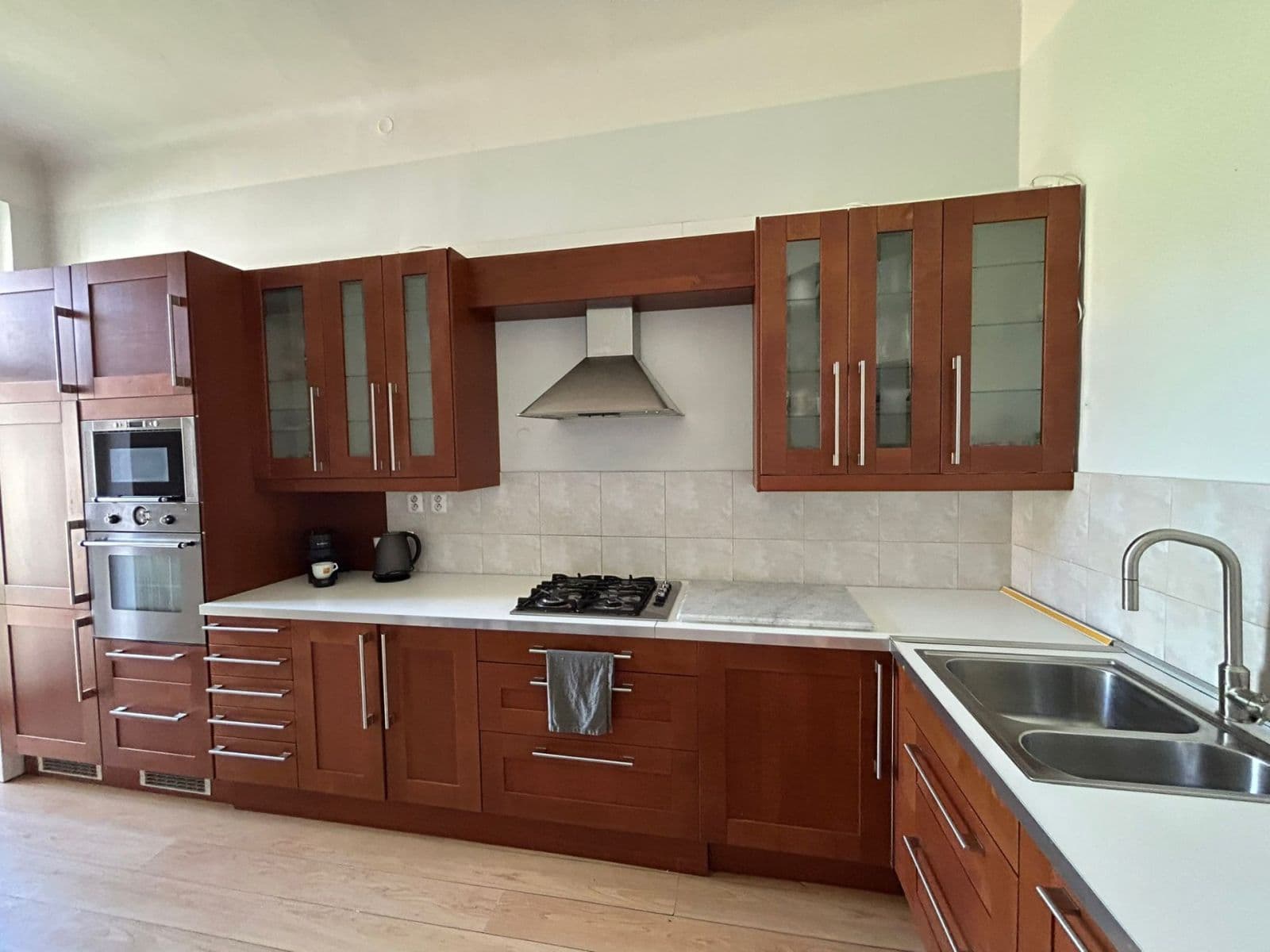 4 bedroom flat to rent, 90 m², Na Valech, Prague, Prague 4 bedroom flat to rent, 90 m², Na Valech, Prague, Prague