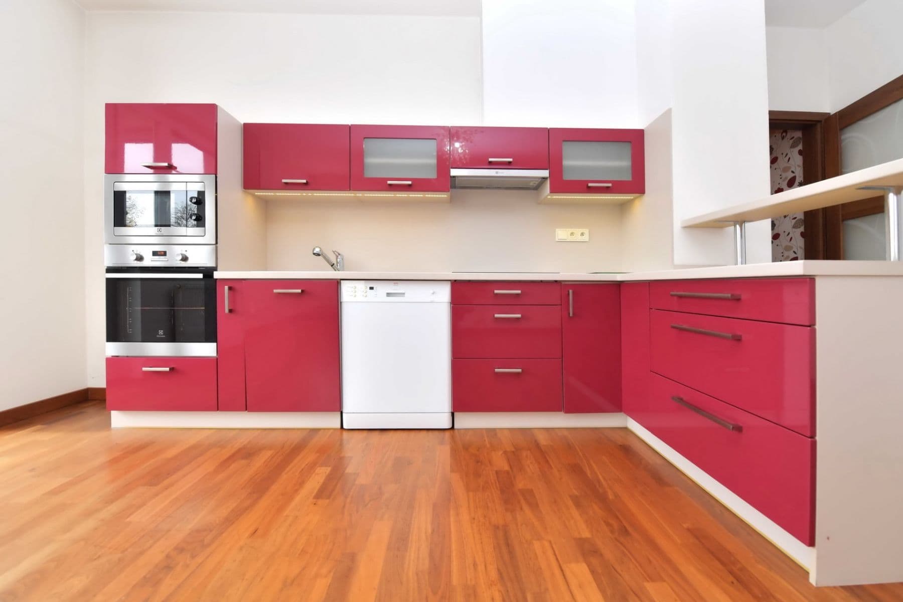 2 bedroom with open-plan kitchen flat for sale, 70 m², Břeclavská, Prague, Prague 2 bedroom with open-plan kitchen flat for sale, 70 m², Břeclavská, Prague, Prague