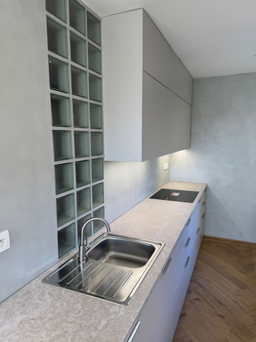 2 bedroom with open-plan kitchen flat to rent, 75 m², Pujmanové, Prague, Prague 2 bedroom with open-plan kitchen flat to rent, 75 m², Pujmanové, Prague, Prague