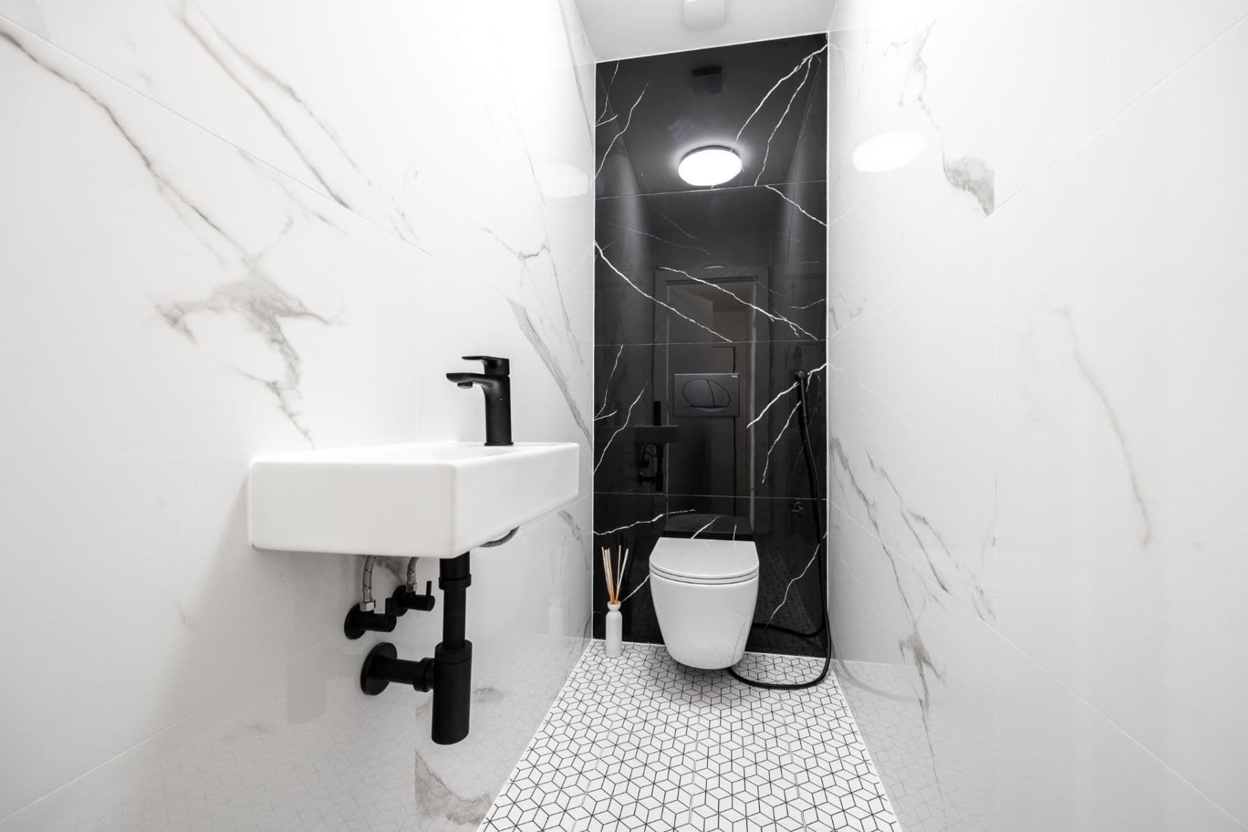 2 bedroom with open-plan kitchen flat for sale, 69 m², Molákova, Prague, Prague 2 bedroom with open-plan kitchen flat for sale, 69 m², Molákova, Prague, Prague