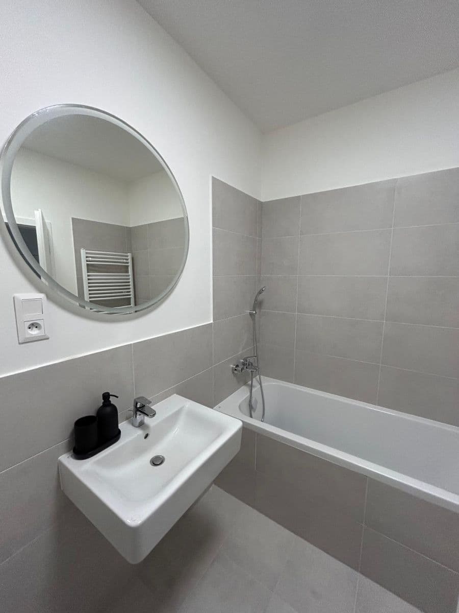 2 bedroom flat to rent, 46 m², Labutia, Petržalka, Bratislavský Region 2 bedroom flat to rent, 46 m², Labutia, Petržalka, Bratislavský Region