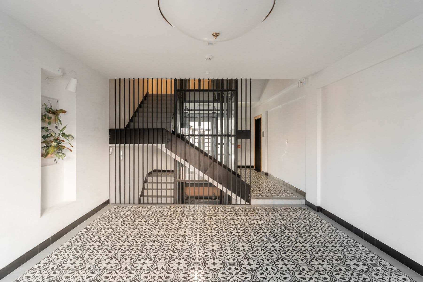 1 bedroom with open-plan kitchen flat to rent, 44 m², Ambrožova, Prague, Prague 1 bedroom with open-plan kitchen flat to rent, 44 m², Ambrožova, Prague, Prague