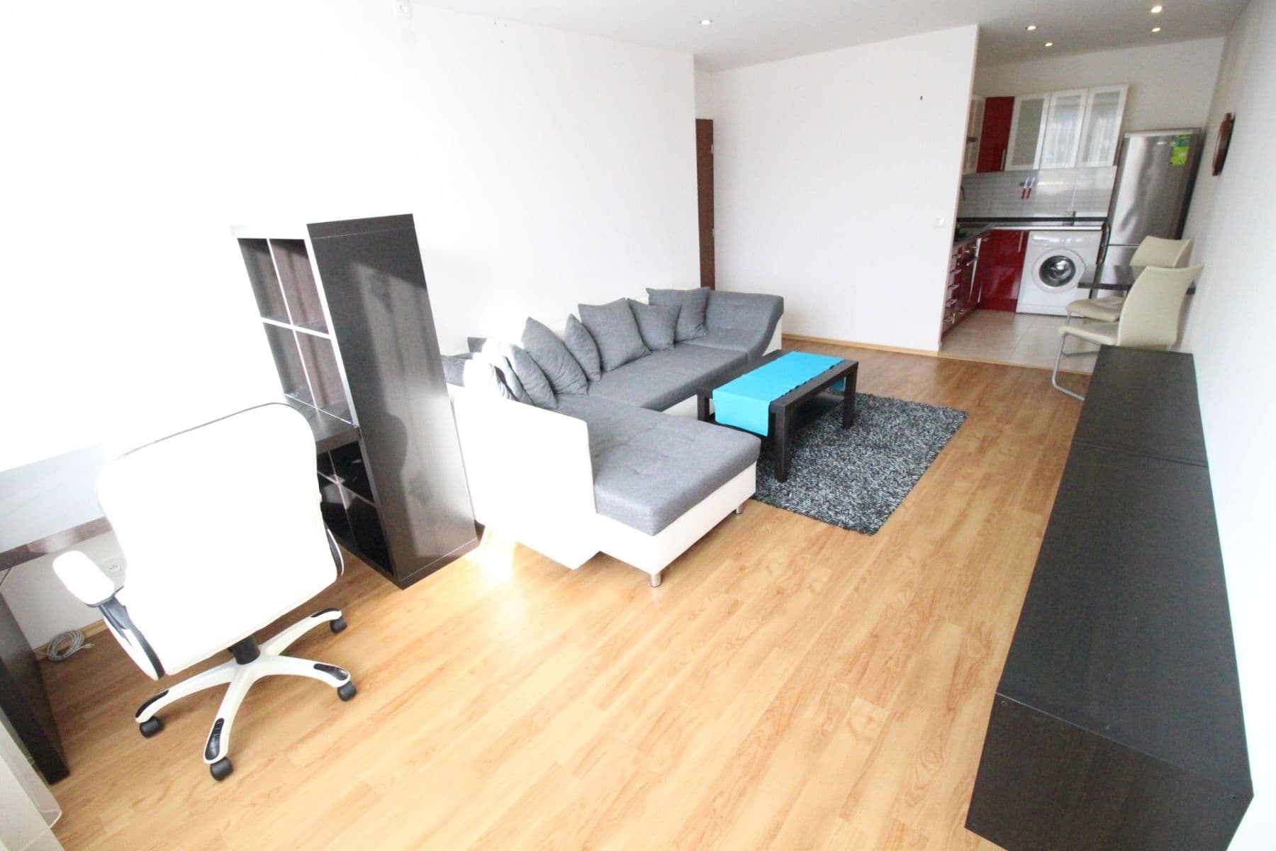 1 bedroom with open-plan kitchen flat to rent, 47 m², Tobrucká, Prague, Prague 1 bedroom with open-plan kitchen flat to rent, 47 m², Tobrucká, Prague, Prague