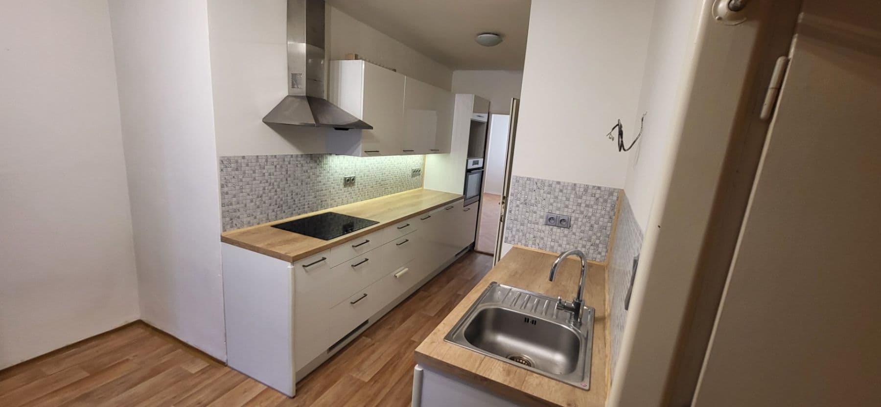 3 bedroom flat to rent, 72 m², Hartigova, Prague, Prague 3 bedroom flat to rent, 72 m², Hartigova, Prague, Prague