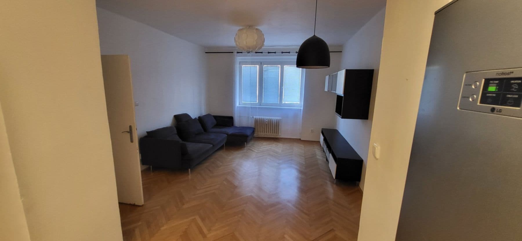 3 bedroom flat to rent, 72 m², Hartigova, Prague, Prague 3 bedroom flat to rent, 72 m², Hartigova, Prague, Prague