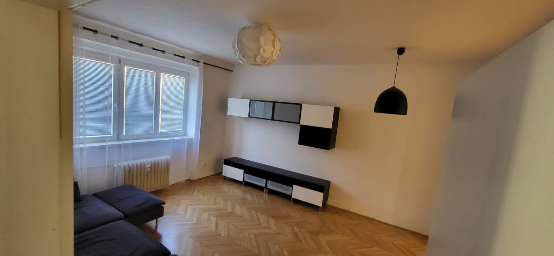3 bedroom flat to rent, 72 m², Hartigova, Prague, Prague 3 bedroom flat to rent, 72 m², Hartigova, Prague, Prague