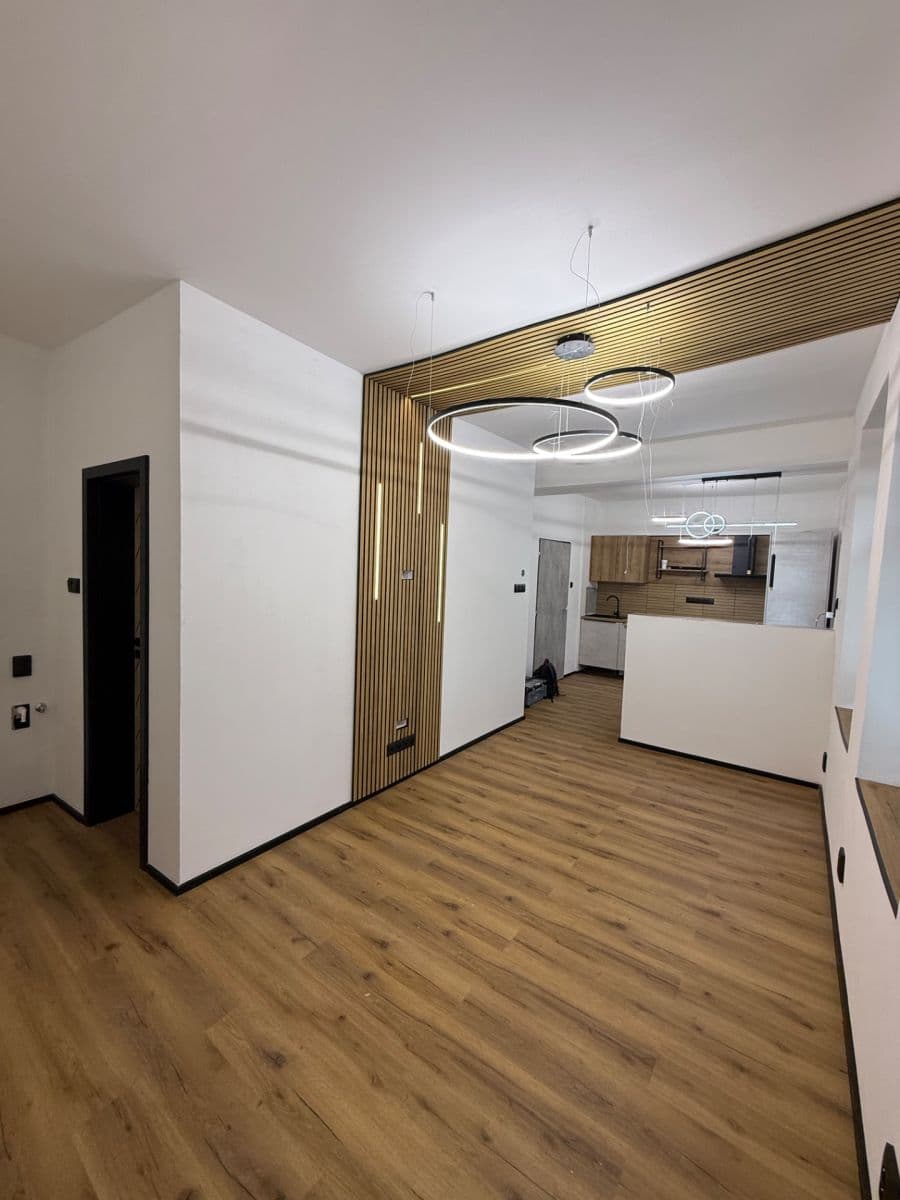 1 bedroom with open-plan kitchen flat to rent, 42 m², Podhorská, Jablonec nad Nisou, Liberecký Region 1 bedroom with open-plan kitchen flat to rent, 42 m², Podhorská, Jablonec nad Nisou, Liberecký Region
