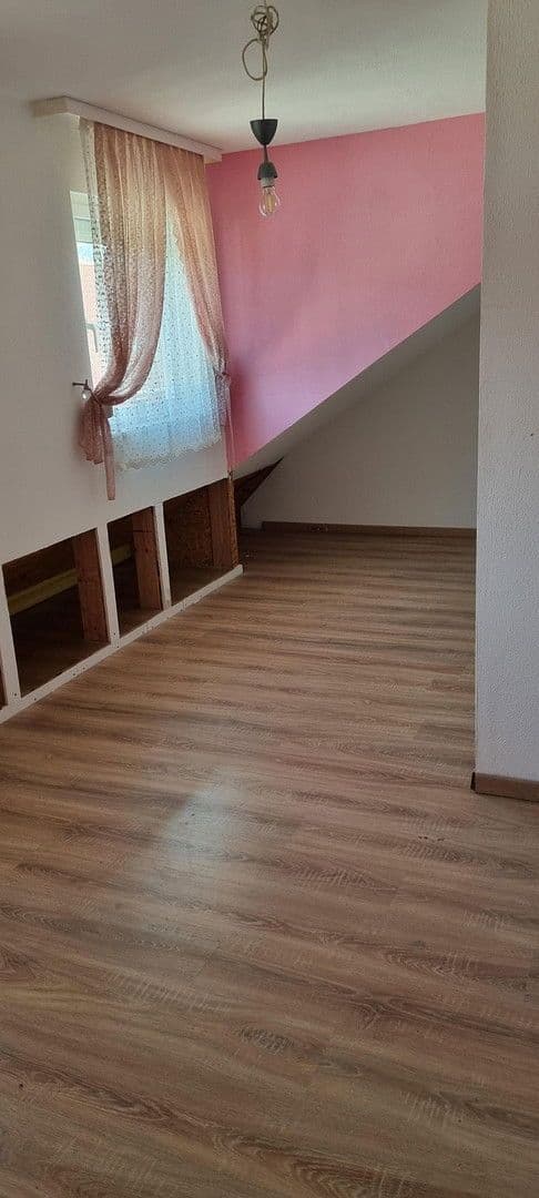 house for sale, 185 m², Reichenbach an der Fils, Baden-Württemberg house for sale, 185 m², Reichenbach an der Fils, Baden-Württemberg