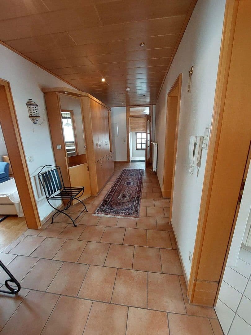 2 bedroom with open-plan kitchen flat to rent, 100 m², Hainburg, Hesse 2 bedroom with open-plan kitchen flat to rent, 100 m², Hainburg, Hesse