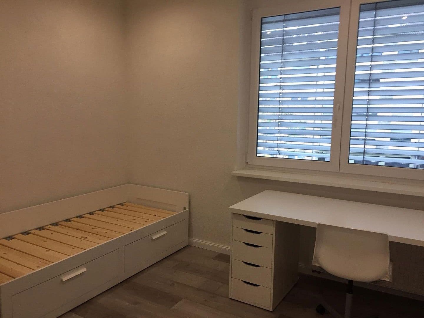 house for sale, 1,950 m², Pforzheim, Baden-Württemberg house for sale, 1,950 m², Pforzheim, Baden-Württemberg