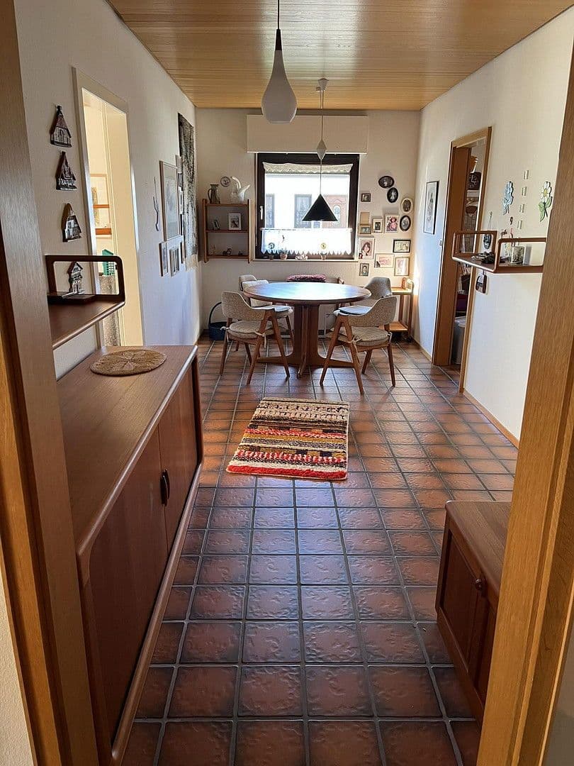 house to rent, 128 m², Birkenweg 17, Langenfeld, Rhineland-Palatinate house to rent, 128 m², Birkenweg 17, Langenfeld, Rhineland-Palatinate