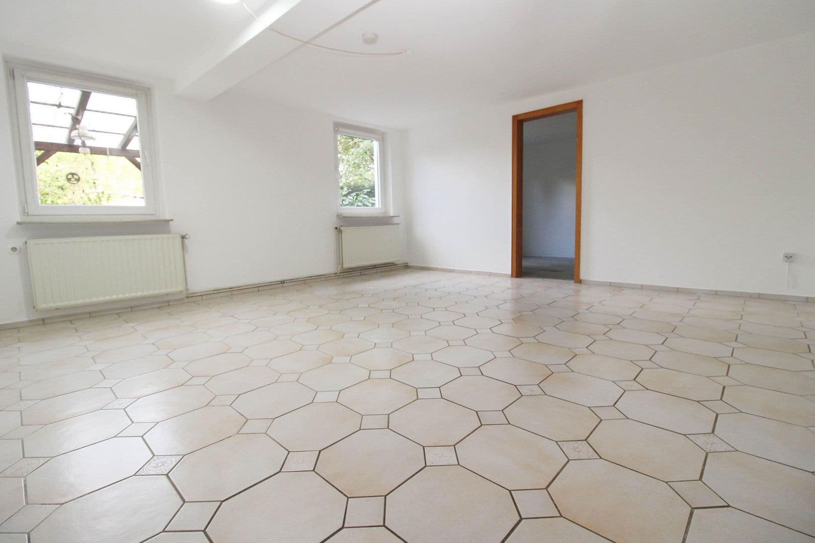 house for sale, 310 m², Morschen, Hesse house for sale, 310 m², Morschen, Hesse