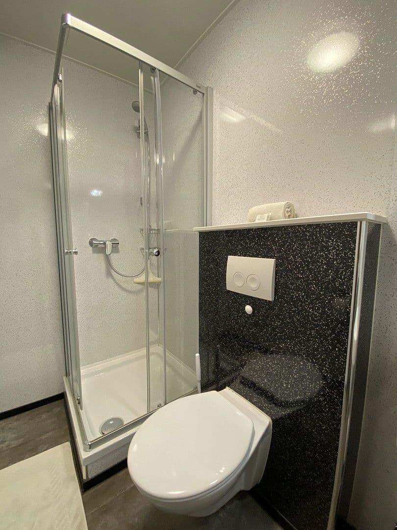 non-residential property for sale, 3,500 m², Udostr. 72-74, Trier, Rhineland-Palatinate non-residential property for sale, 3,500 m², Udostr. 72-74, Trier, Rhineland-Palatinate