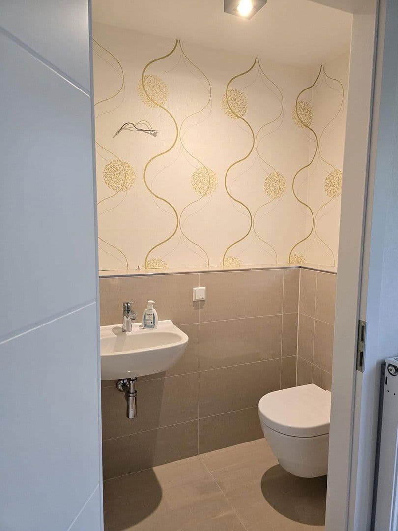 house for sale, 130 m², Neuss, North Rhine-Westphalia house for sale, 130 m², Neuss, North Rhine-Westphalia