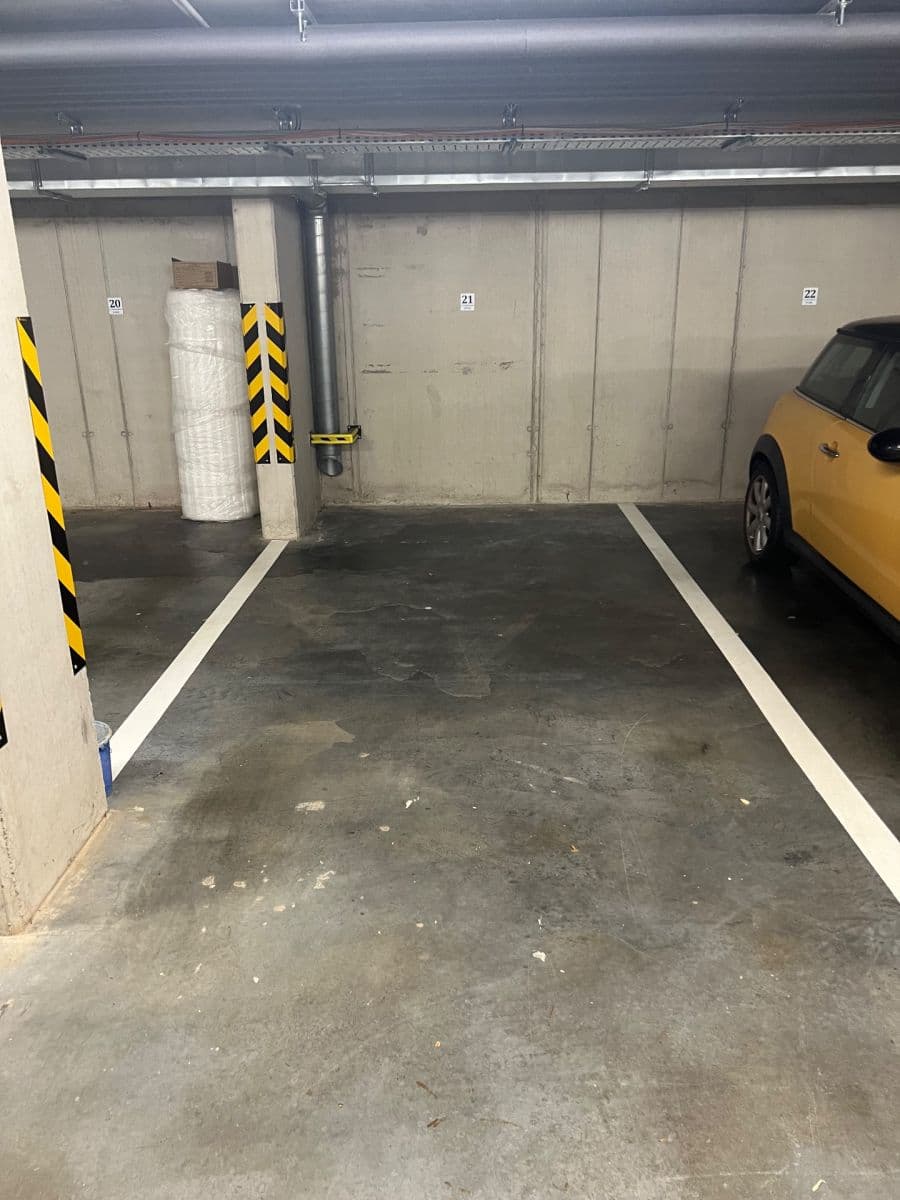 garage to rent, 14 m², Šancová, Bratislava - mestská časť Staré Mesto, Bratislavský Region garage to rent, 14 m², Šancová, Bratislava - mestská časť Staré Mesto, Bratislavský Region