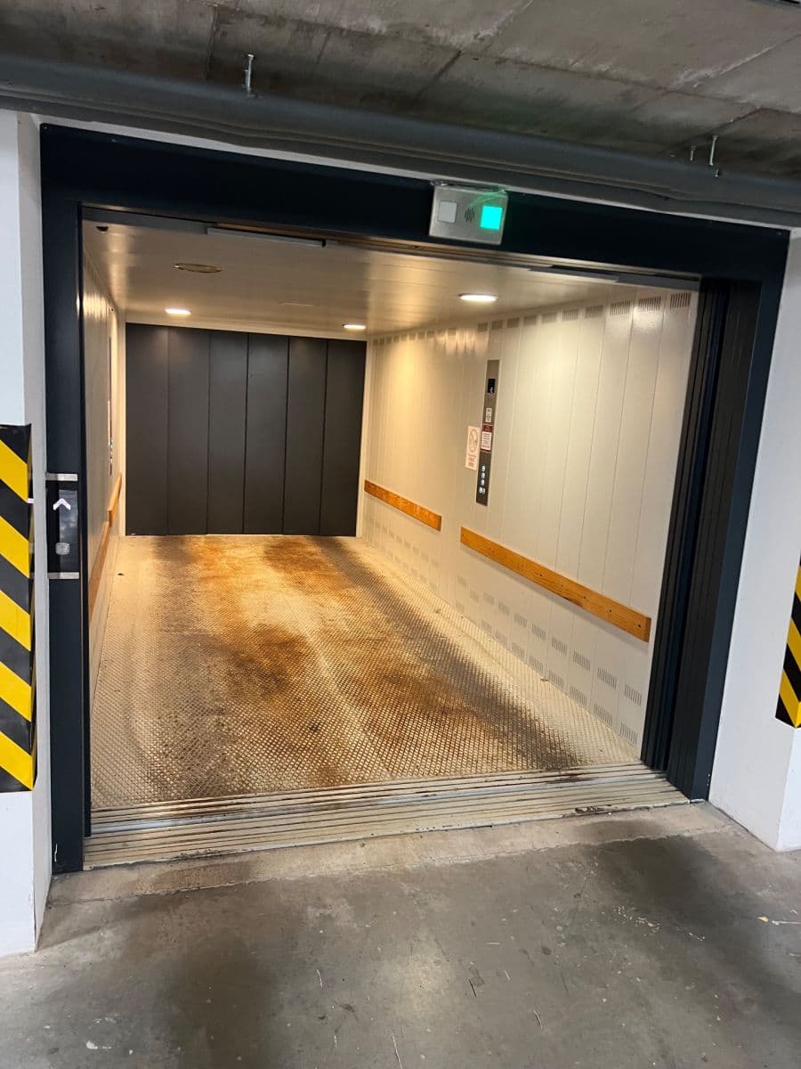 garage to rent, 14 m², Šancová, Bratislava - mestská časť Staré Mesto, Bratislavský Region garage to rent, 14 m², Šancová, Bratislava - mestská časť Staré Mesto, Bratislavský Region