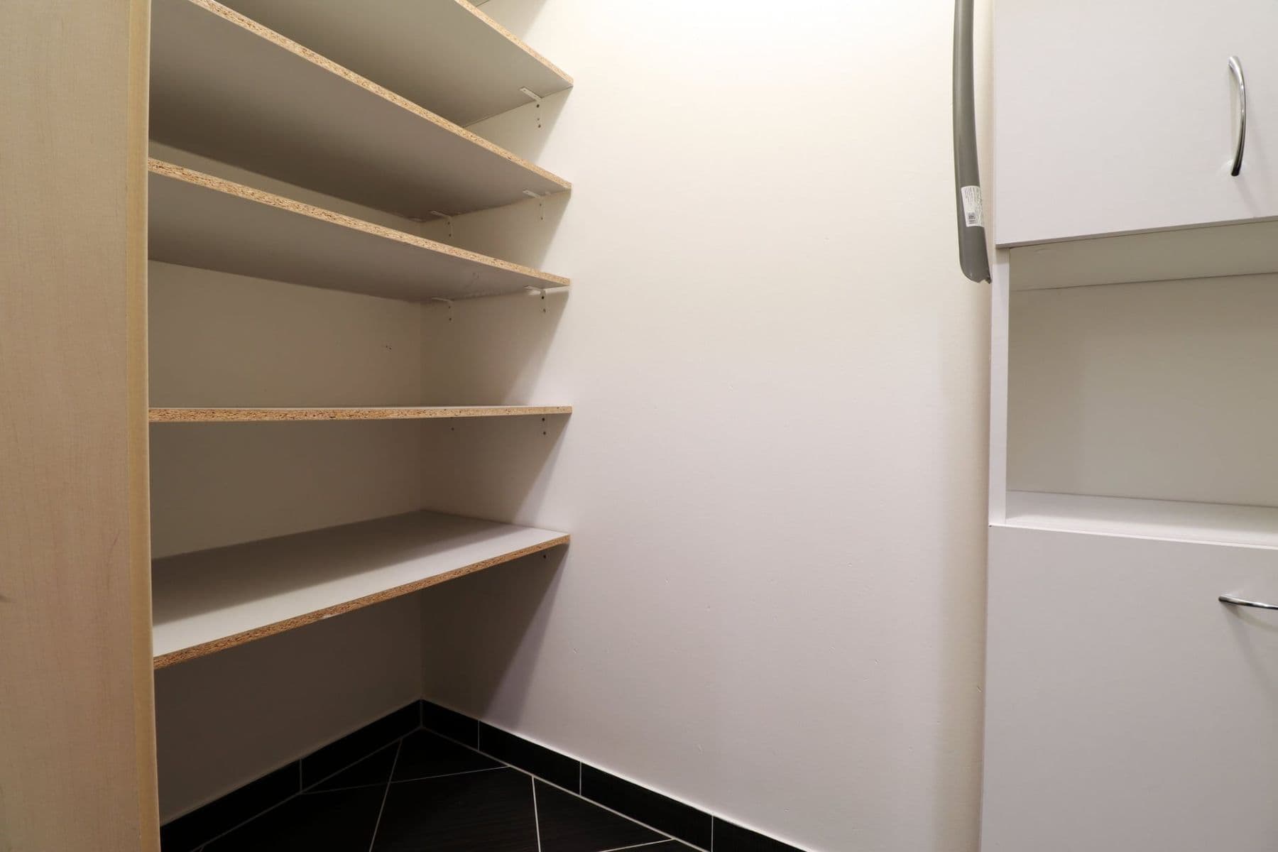 1 bedroom with open-plan kitchen flat to rent, 53 m², Hugo Haase, Prague, Prague 1 bedroom with open-plan kitchen flat to rent, 53 m², Hugo Haase, Prague, Prague