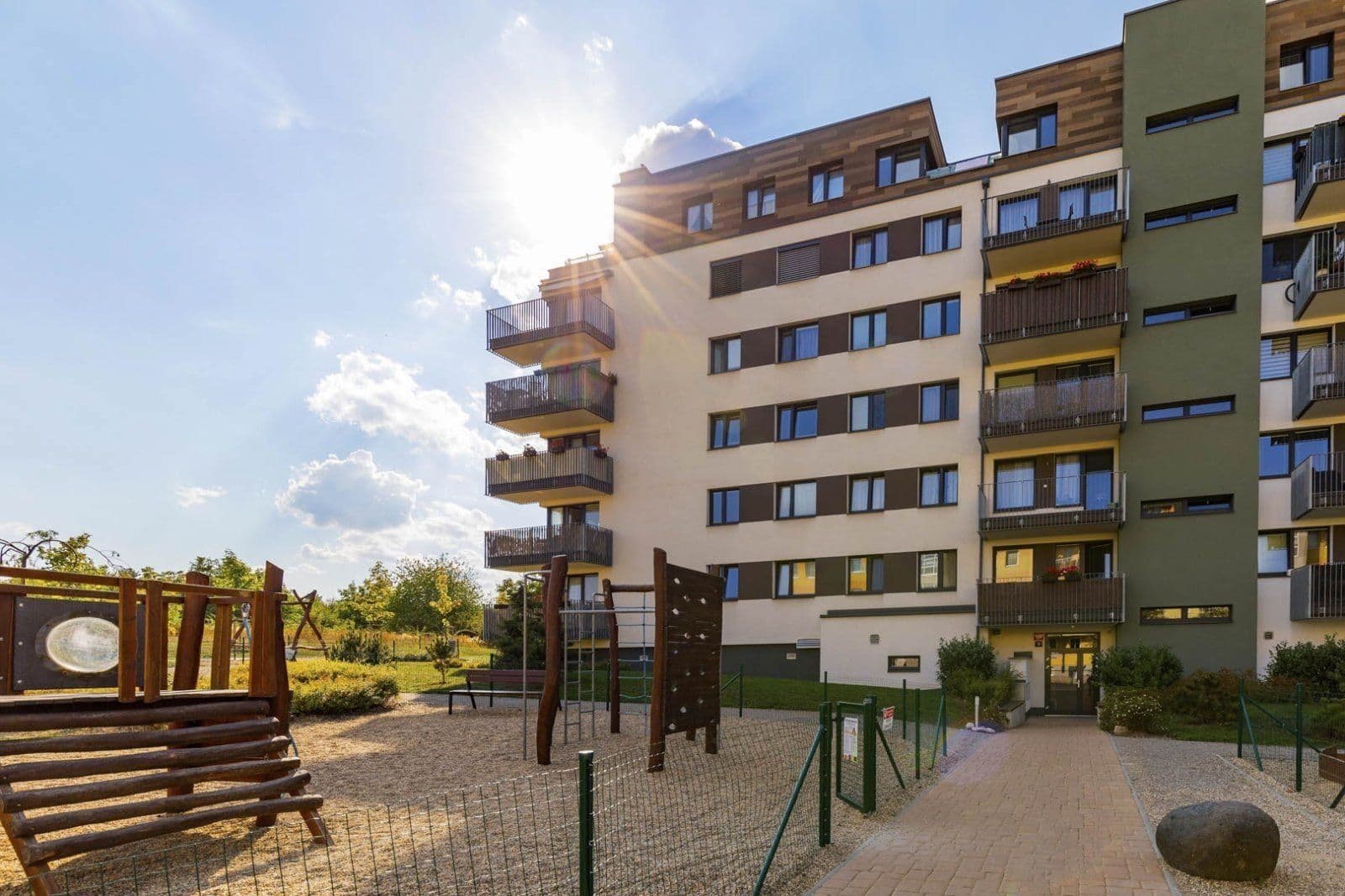 1 bedroom with open-plan kitchen flat to rent, 53 m², Hugo Haase, Prague, Prague 1 bedroom with open-plan kitchen flat to rent, 53 m², Hugo Haase, Prague, Prague