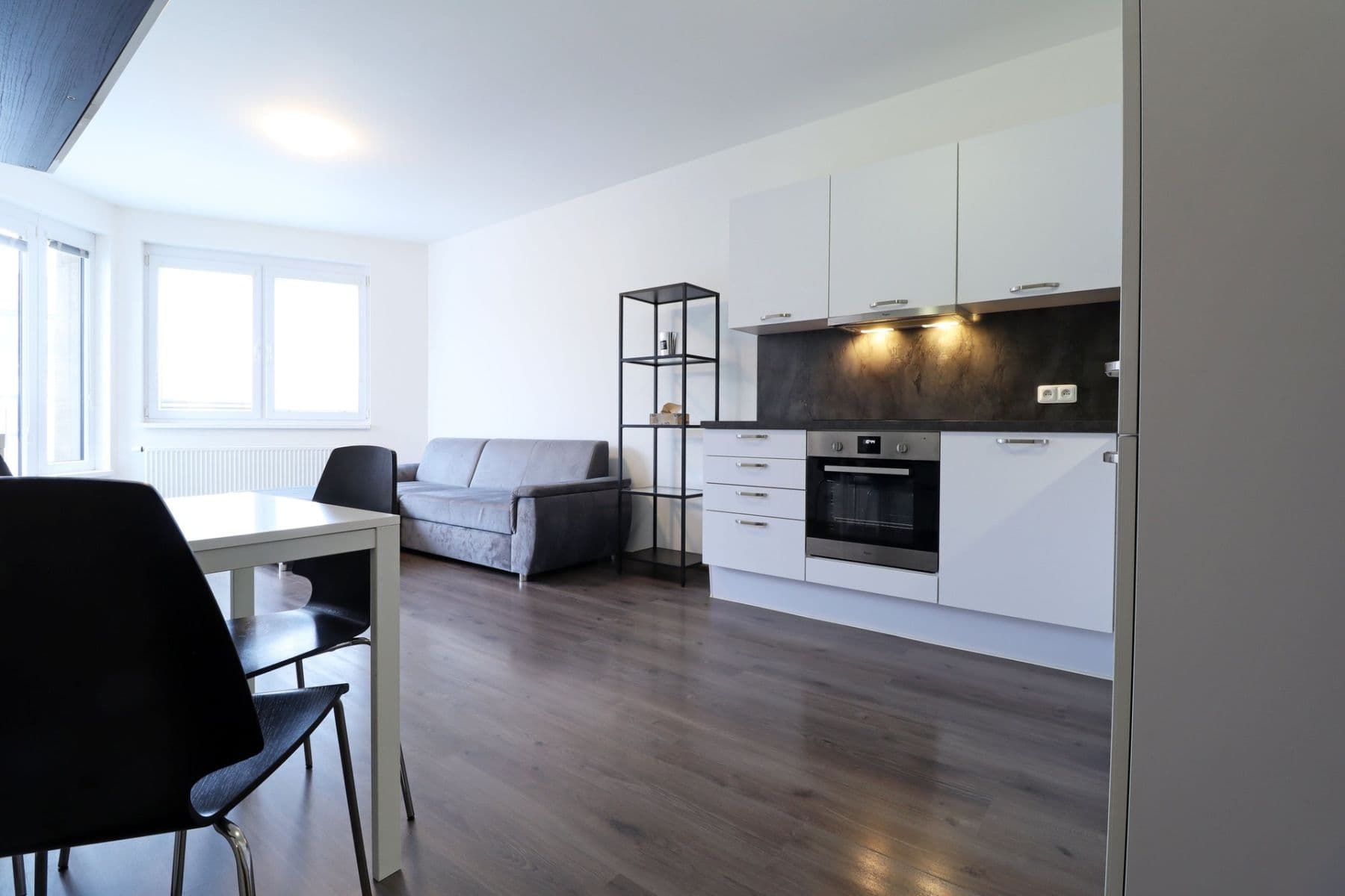 1 bedroom with open-plan kitchen flat to rent, 53 m², Hugo Haase, Prague, Prague 1 bedroom with open-plan kitchen flat to rent, 53 m², Hugo Haase, Prague, Prague