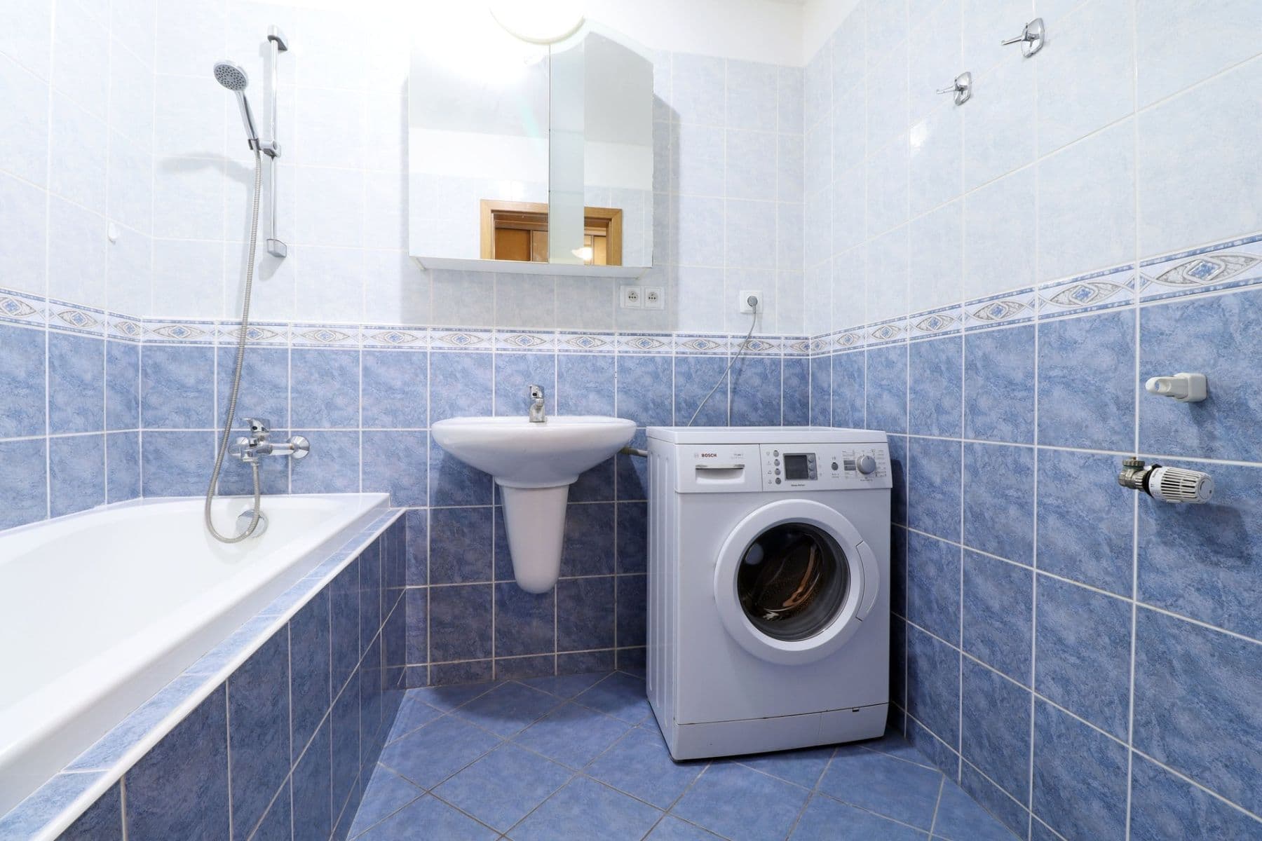 1 bedroom with open-plan kitchen flat to rent, 48 m², Poupětova, Prague, Prague 1 bedroom with open-plan kitchen flat to rent, 48 m², Poupětova, Prague, Prague