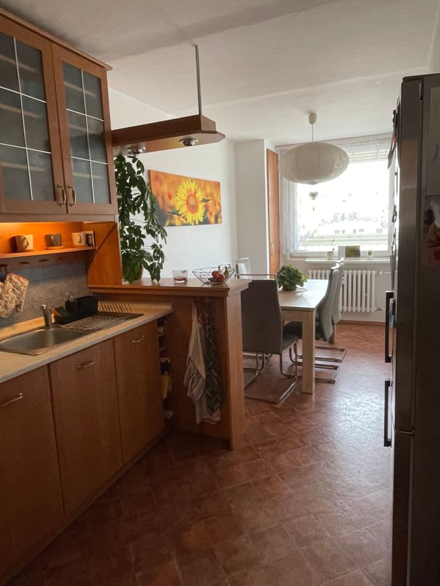 3 bedroom flat to rent, 83 m², Brandlova, Prague, Prague 3 bedroom flat to rent, 83 m², Brandlova, Prague, Prague