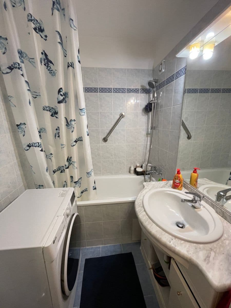 3 bedroom flat to rent, 83 m², Brandlova, Prague, Prague 3 bedroom flat to rent, 83 m², Brandlova, Prague, Prague