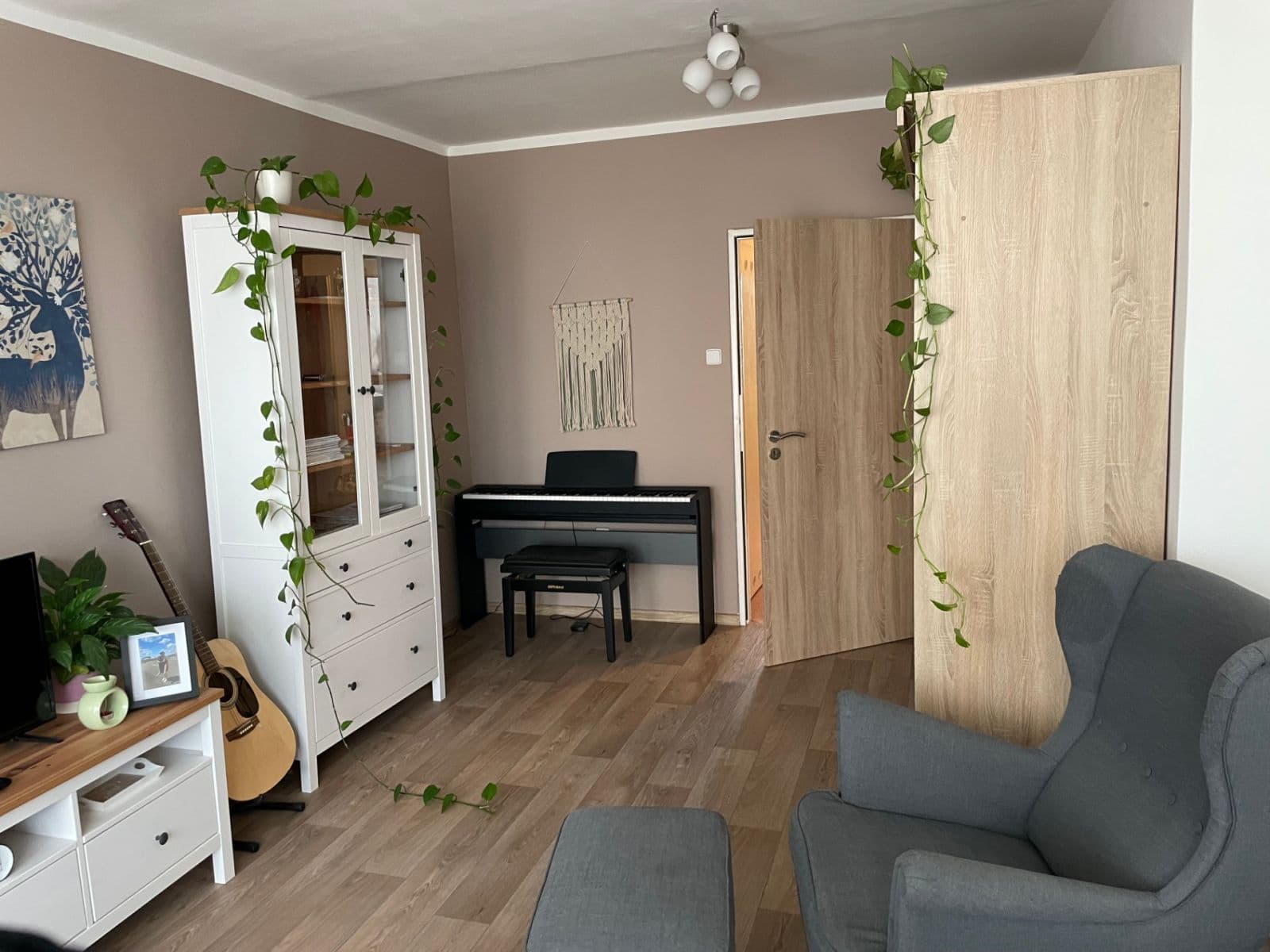 3 bedroom flat to rent, 83 m², Brandlova, Prague, Prague 3 bedroom flat to rent, 83 m², Brandlova, Prague, Prague