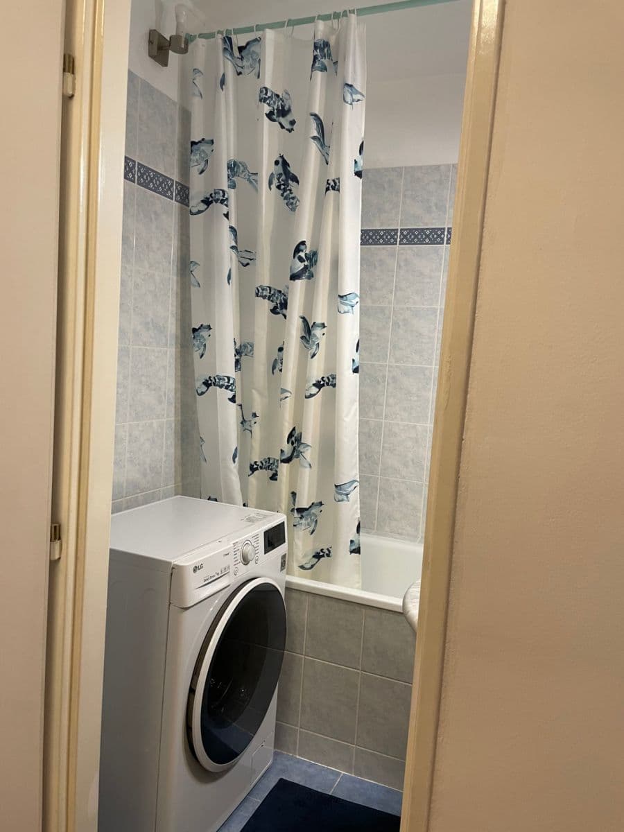 3 bedroom flat to rent, 83 m², Brandlova, Prague, Prague 3 bedroom flat to rent, 83 m², Brandlova, Prague, Prague