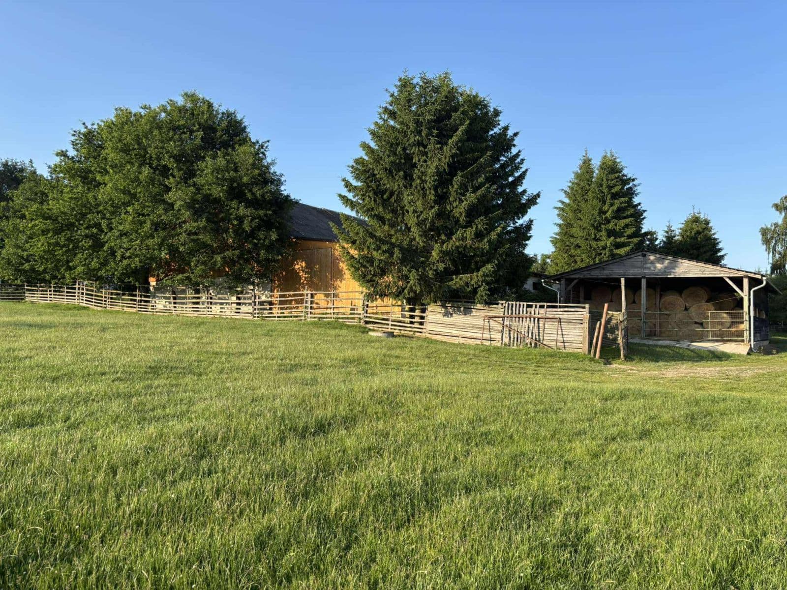 plot for sale, 420,000 m², Jirákova, Černovice, Vysočina Region plot for sale, 420,000 m², Jirákova, Černovice, Vysočina Region