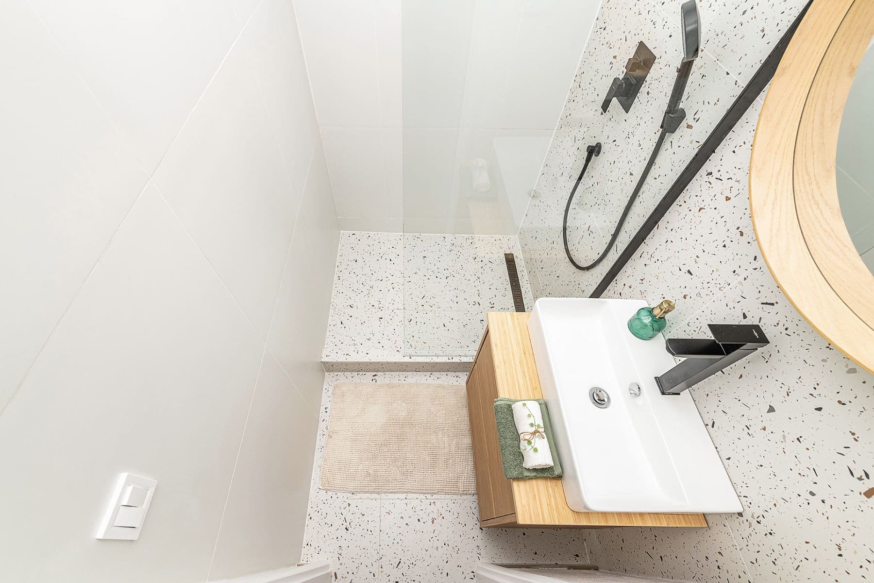 2 bedroom with open-plan kitchen flat for sale, 72 m², Rilská, Prague, Prague 2 bedroom with open-plan kitchen flat for sale, 72 m², Rilská, Prague, Prague