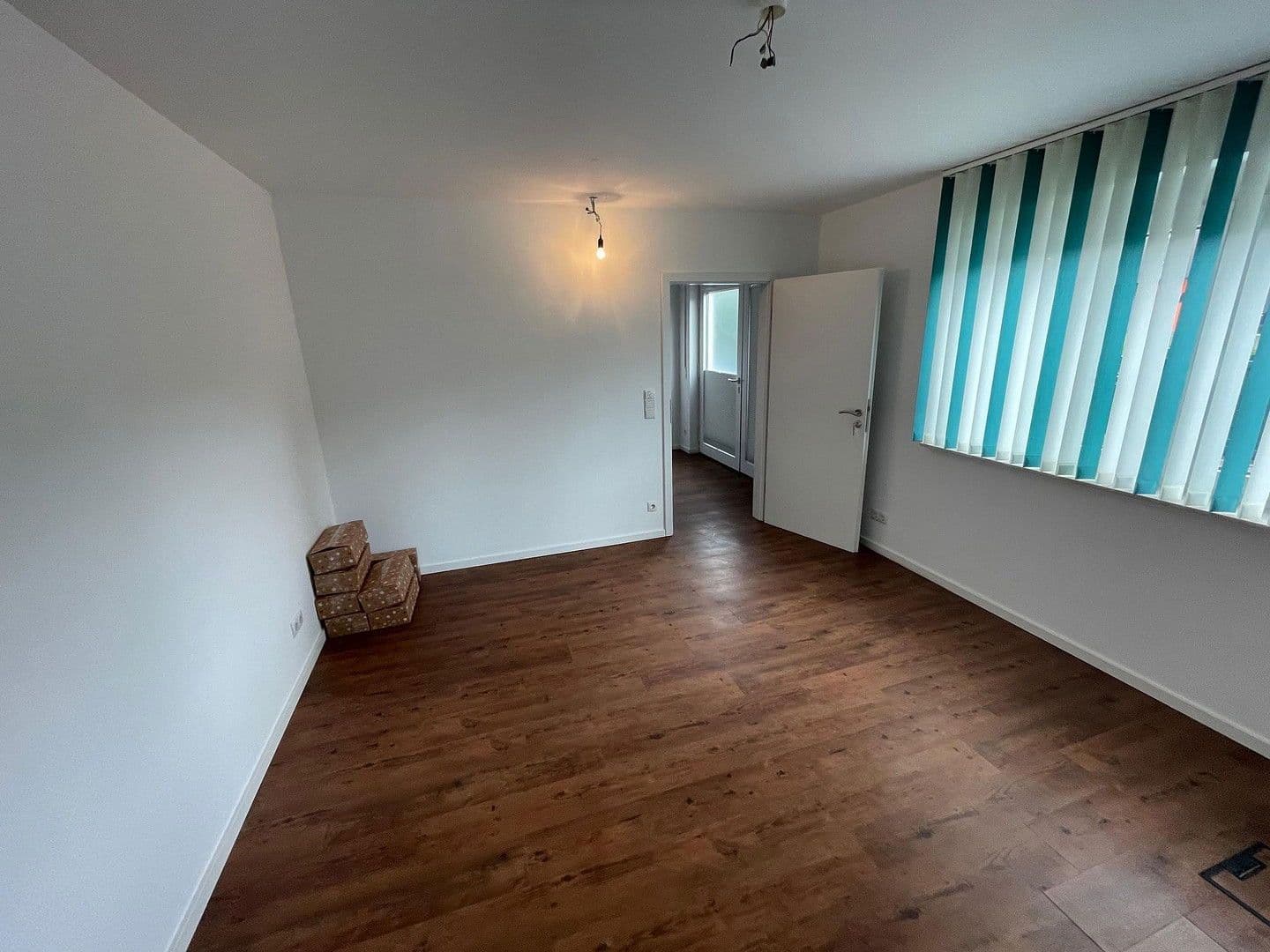 office to rent, 15 m², Rolandsecker Weg 29, Rheinbreitbach, Rhineland-Palatinate office to rent, 15 m², Rolandsecker Weg 29, Rheinbreitbach, Rhineland-Palatinate