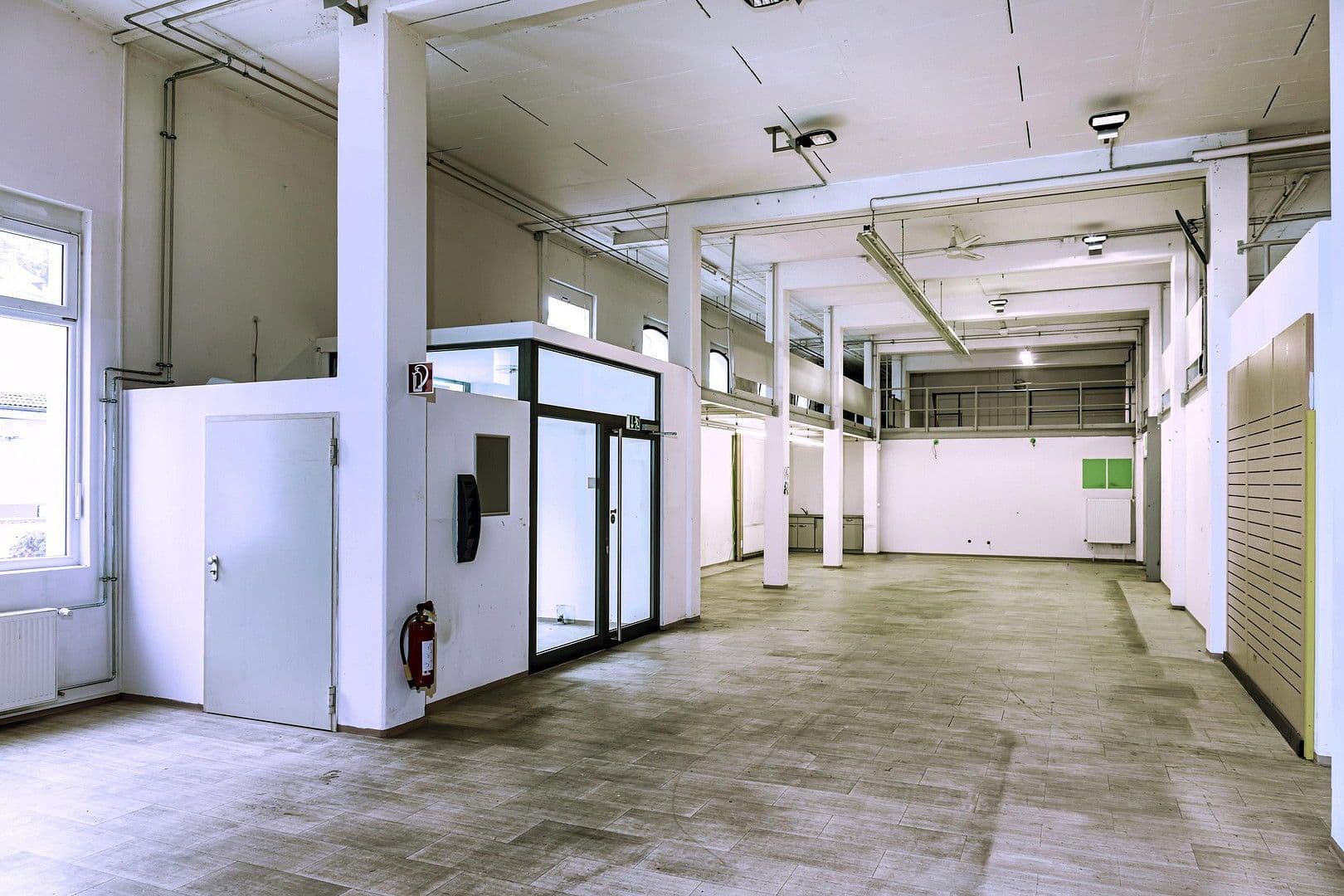 non-residential property to rent, 276 m², Bahofstraße 33, Schramberg, Baden-Württemberg non-residential property to rent, 276 m², Bahofstraße 33, Schramberg, Baden-Württemberg