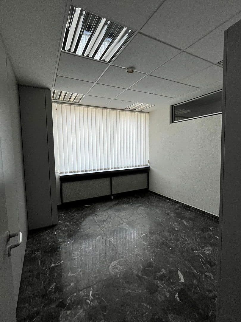 non-residential property to rent, 1 m², Friedrichkaiserstr. 13, Iserlohn, North Rhine-Westphalia non-residential property to rent, 1 m², Friedrichkaiserstr. 13, Iserlohn, North Rhine-Westphalia