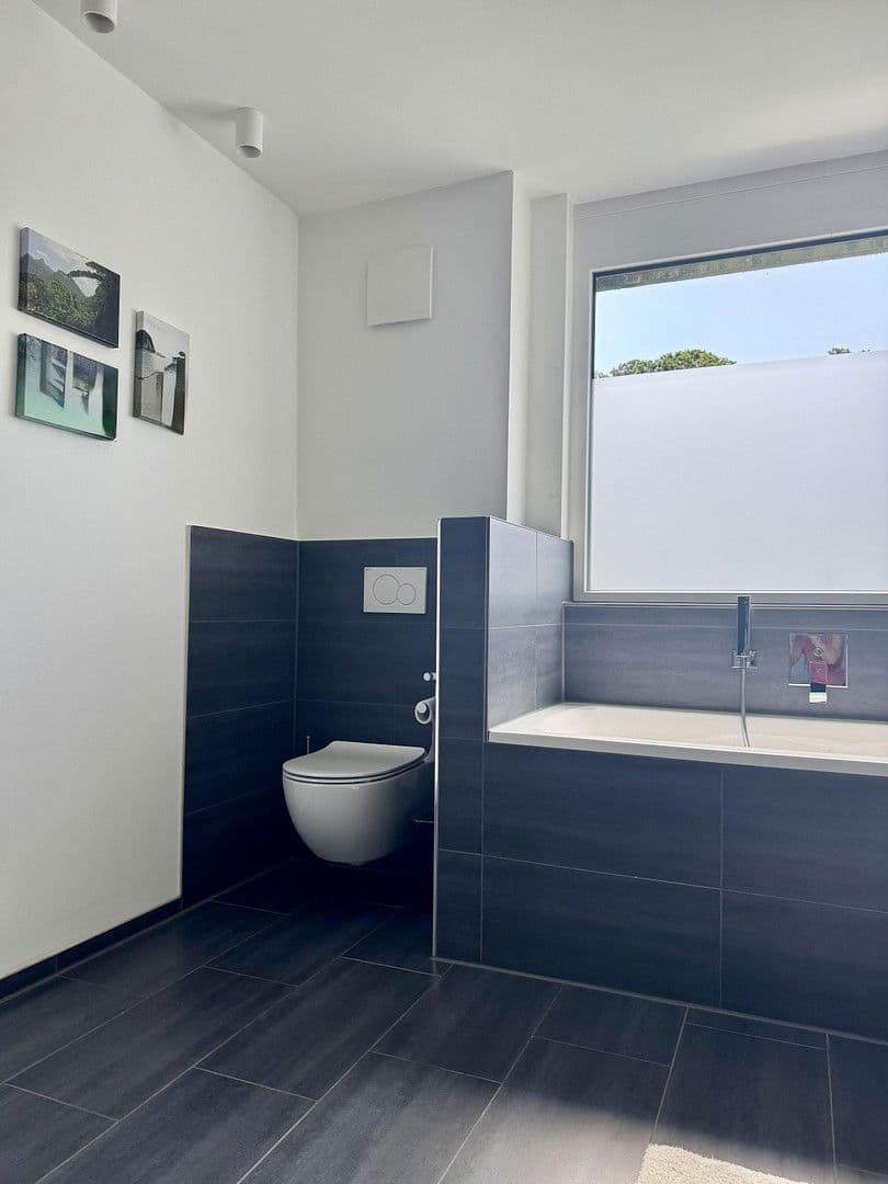 house for sale, 243 m², Pforzheim, Baden-Württemberg house for sale, 243 m², Pforzheim, Baden-Württemberg