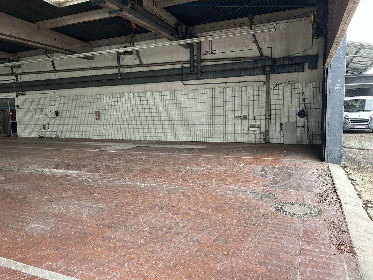 non-residential property to rent, 900 m², Iserlohn, North Rhine-Westphalia non-residential property to rent, 900 m², Iserlohn, North Rhine-Westphalia