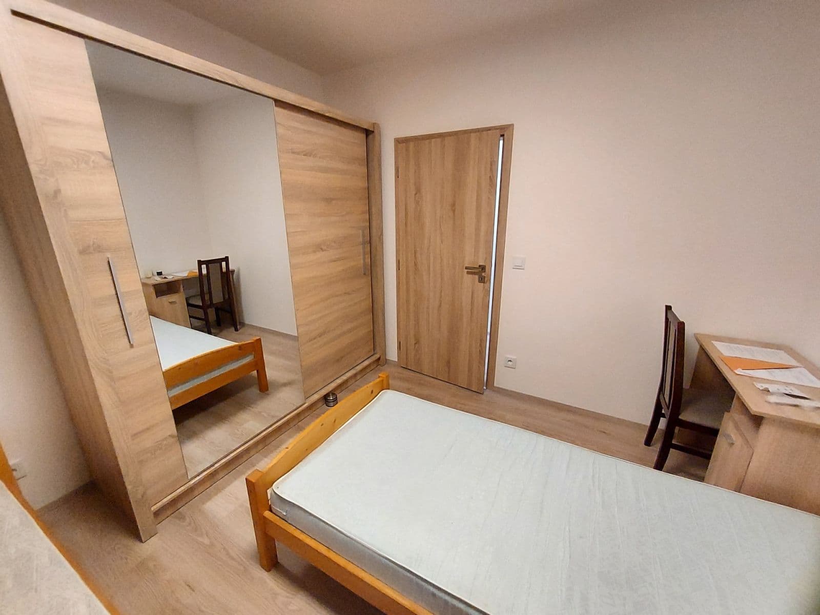 2 bedroom with open-plan kitchen flat to rent, 63 m², Miloše Havla, Prague, Prague 2 bedroom with open-plan kitchen flat to rent, 63 m², Miloše Havla, Prague, Prague