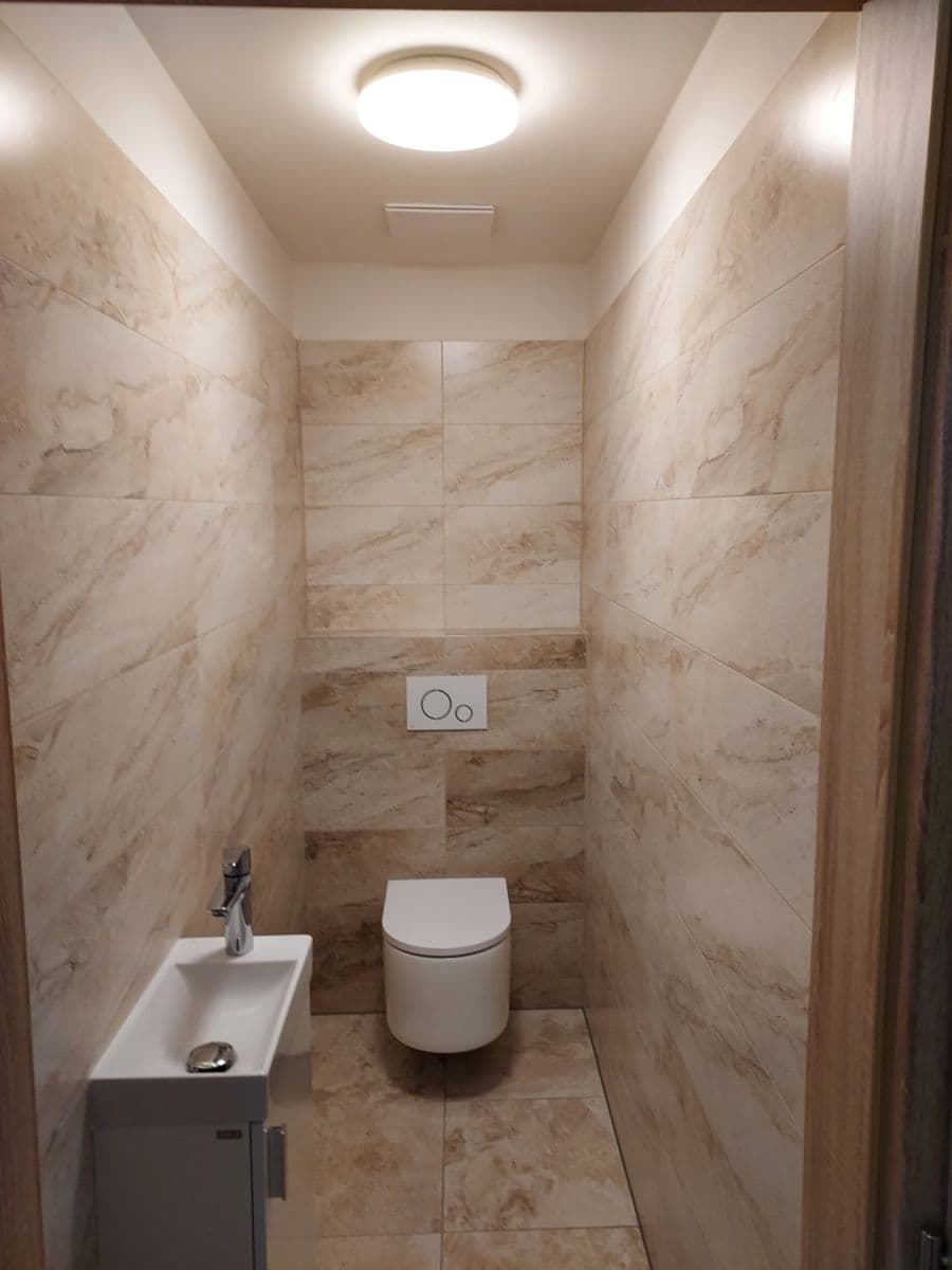 2 bedroom with open-plan kitchen flat to rent, 63 m², Miloše Havla, Prague, Prague 2 bedroom with open-plan kitchen flat to rent, 63 m², Miloše Havla, Prague, Prague