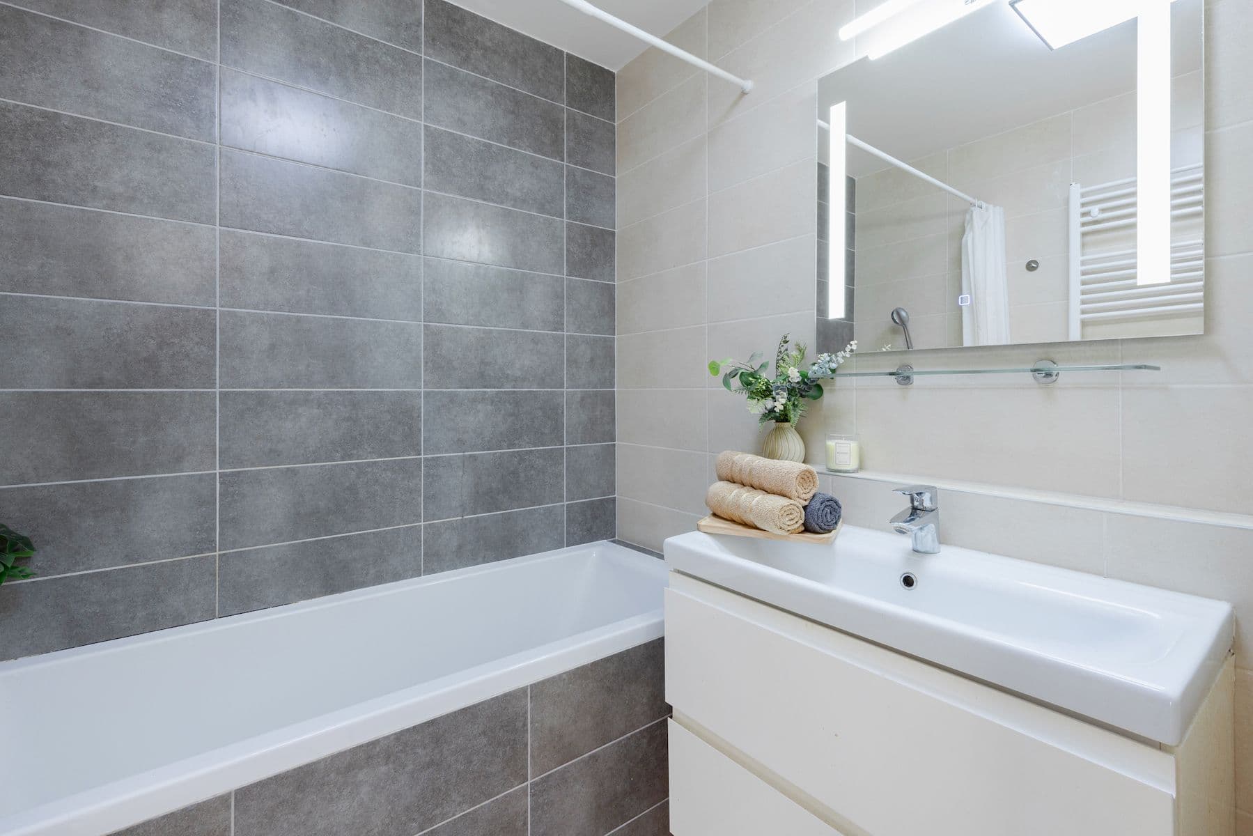 3 bedroom with open-plan kitchen flat for sale, 75 m², Karla Guta, Prague, Prague 3 bedroom with open-plan kitchen flat for sale, 75 m², Karla Guta, Prague, Prague