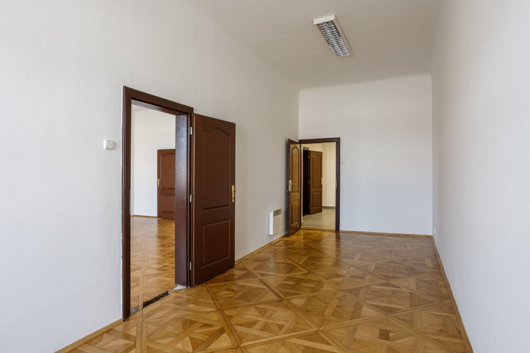 2 bedroom flat to rent, 103 m², Náměstí Přemysla Otakara Ⅱ., České Budějovice, Jihočeský Region 2 bedroom flat to rent, 103 m², Náměstí Přemysla Otakara Ⅱ., České Budějovice, Jihočeský Region