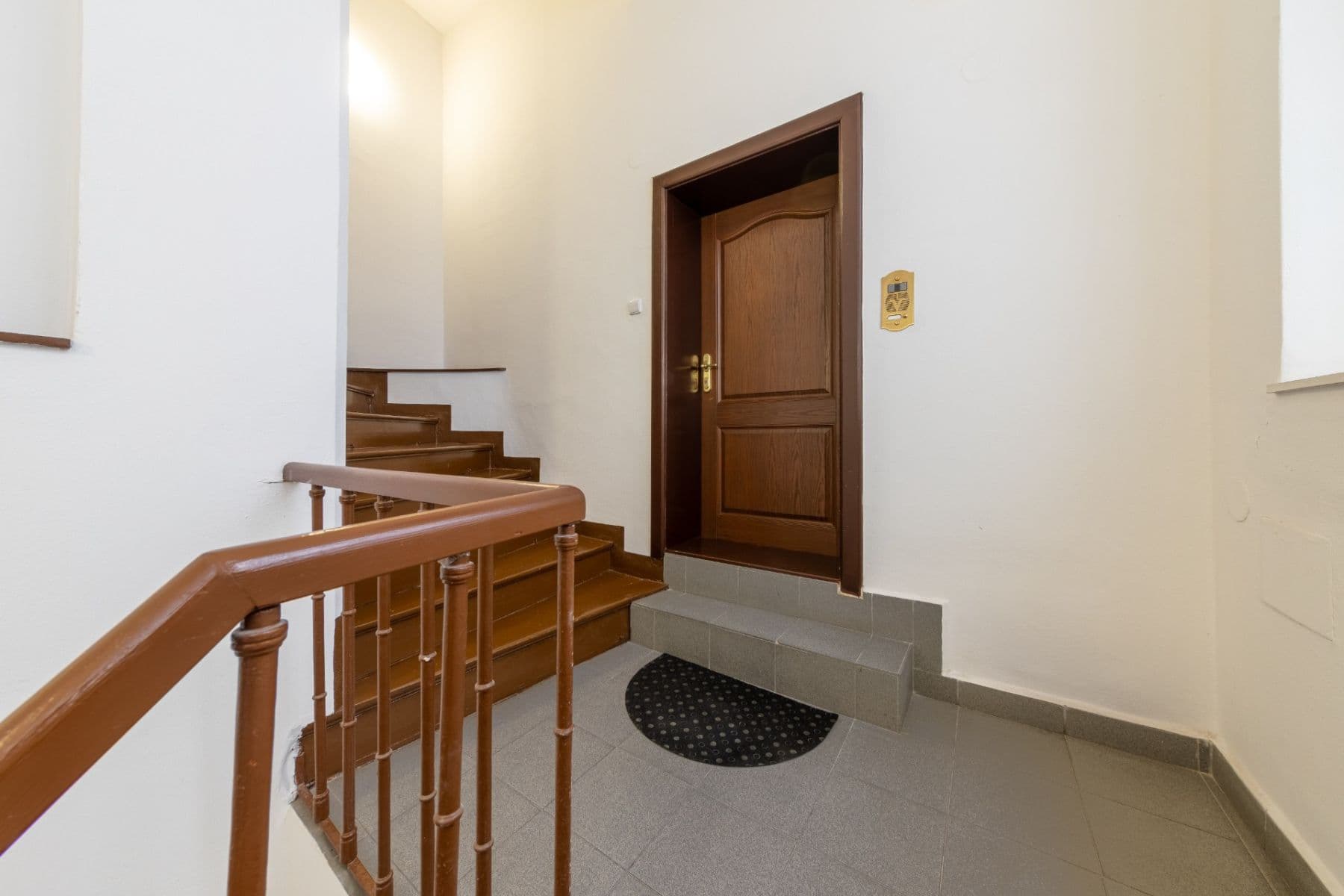 2 bedroom flat to rent, 103 m², Náměstí Přemysla Otakara Ⅱ., České Budějovice, Jihočeský Region 2 bedroom flat to rent, 103 m², Náměstí Přemysla Otakara Ⅱ., České Budějovice, Jihočeský Region