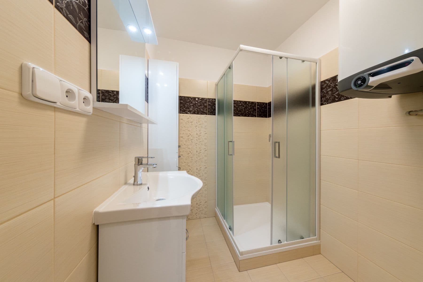 2 bedroom flat to rent, 103 m², Náměstí Přemysla Otakara Ⅱ., České Budějovice, Jihočeský Region 2 bedroom flat to rent, 103 m², Náměstí Přemysla Otakara Ⅱ., České Budějovice, Jihočeský Region