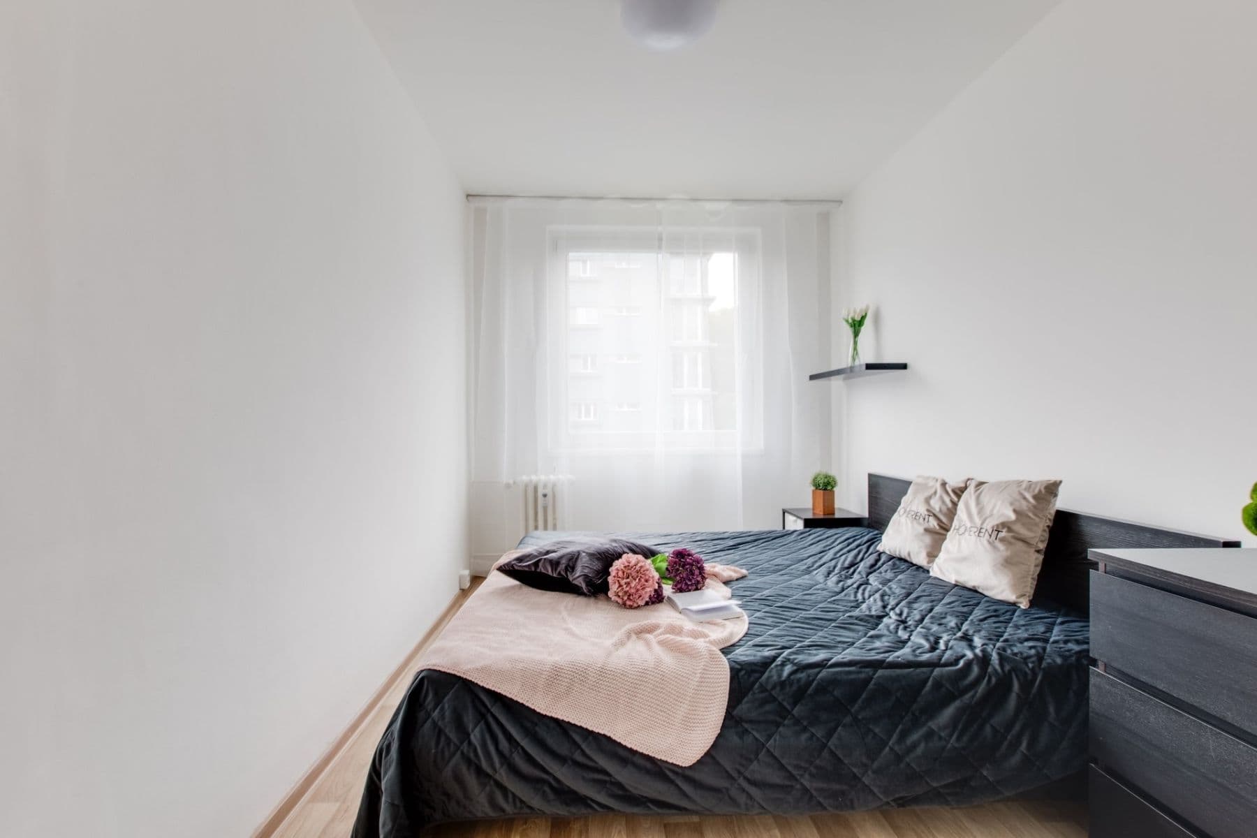 1 bedroom with open-plan kitchen flat to rent, 41 m², Pod Lysinami, Prague, Prague 1 bedroom with open-plan kitchen flat to rent, 41 m², Pod Lysinami, Prague, Prague