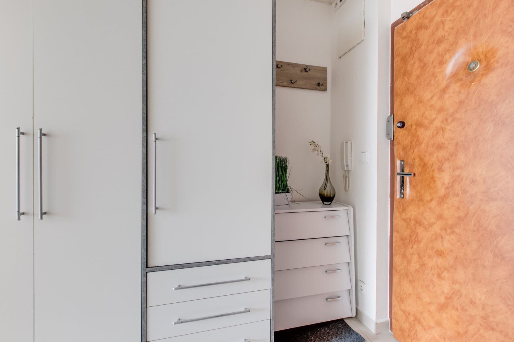 1 bedroom with open-plan kitchen flat to rent, 41 m², Pod Lysinami, Prague, Prague 1 bedroom with open-plan kitchen flat to rent, 41 m², Pod Lysinami, Prague, Prague